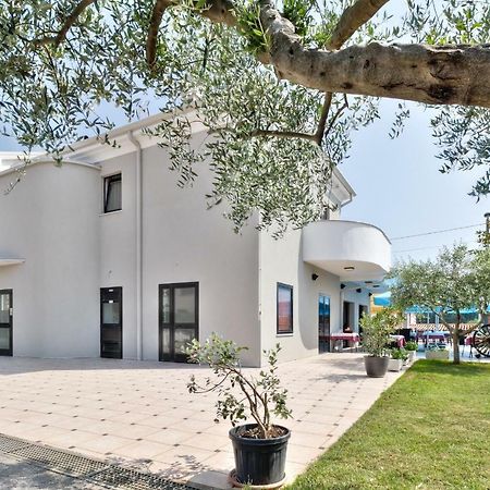 Apartments El Faro Savudrija Eksteriør bilde
